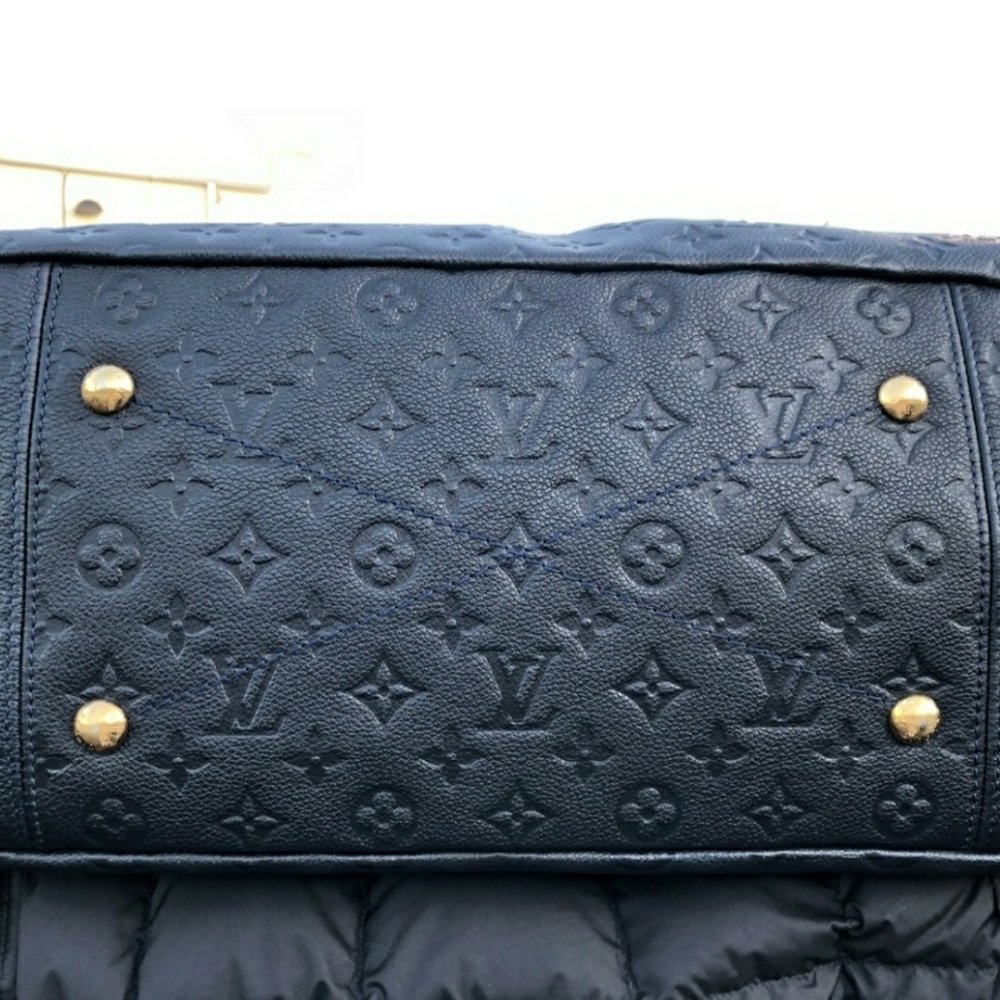 Louis Vuitton Artsy - Picture 3 of 10
